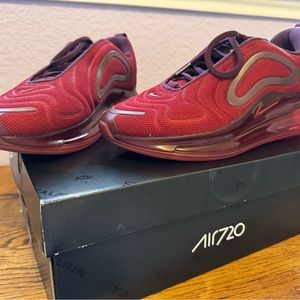 Nike Air Max 720 cranberry